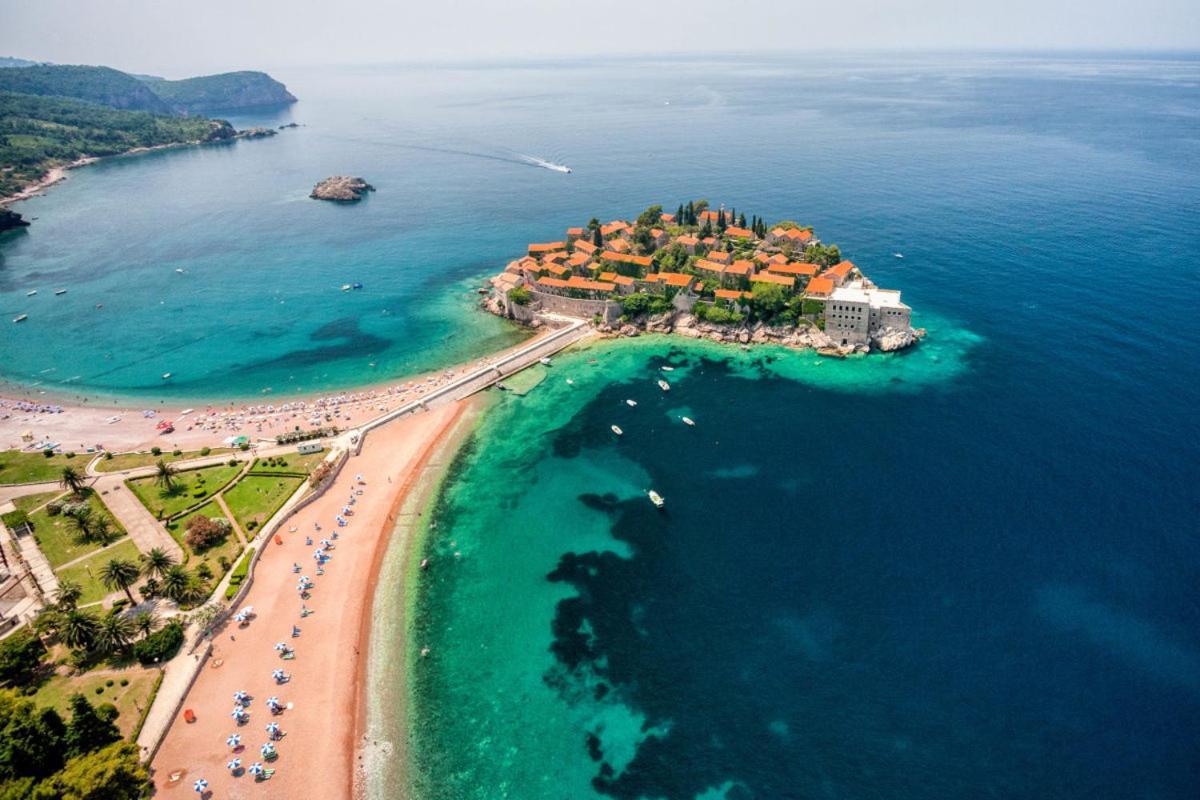 Bmv Room For 2-3 With Greenery View Sveti Stefan Eksteriør bilde